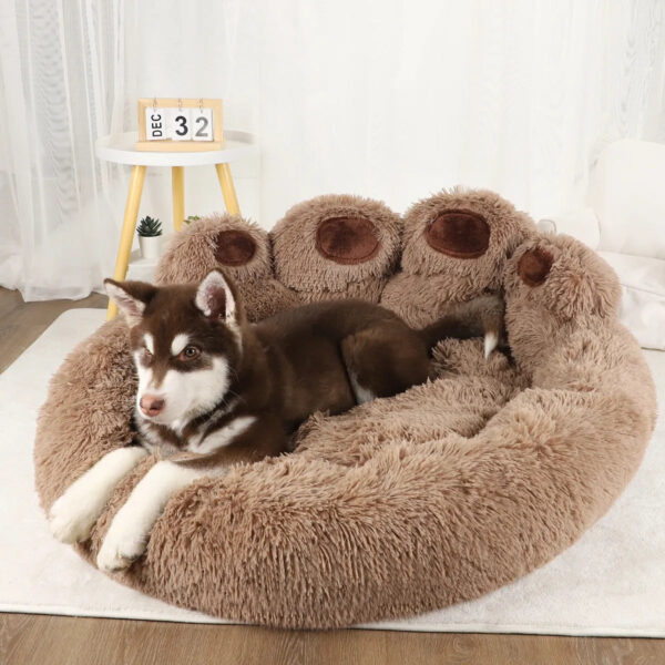 Cute and cuddly paw bed for your fur baby - Image 2