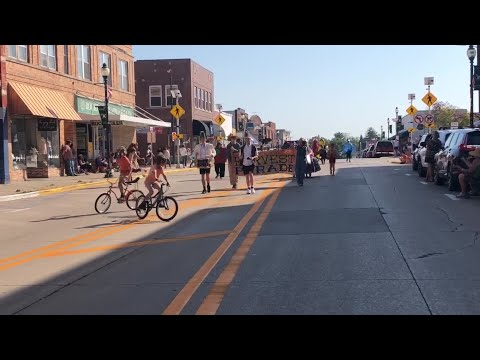 Viroqua Harvest Parade – YouTube