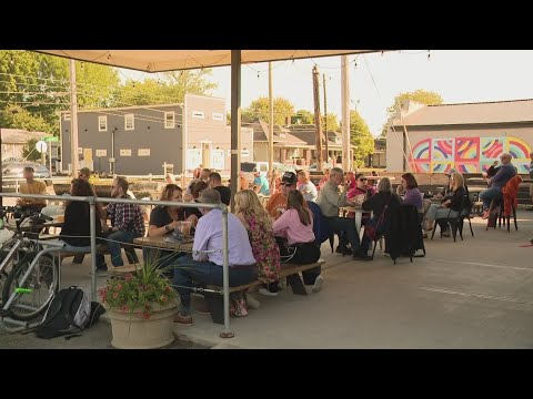 Garfield Park hosts Oktoberfest celebration – YouTube