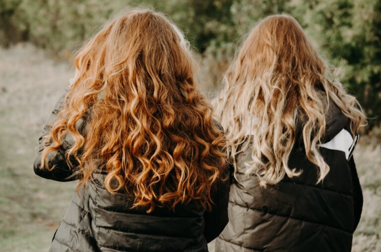 British Longhair Sisters’ First Outside Adventure Is One for the Books – Parade Pets