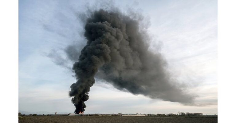 Petrochemical Plant Explosion Leaves 3 Dead, Dozens Injured – Powder & Bulk Solids